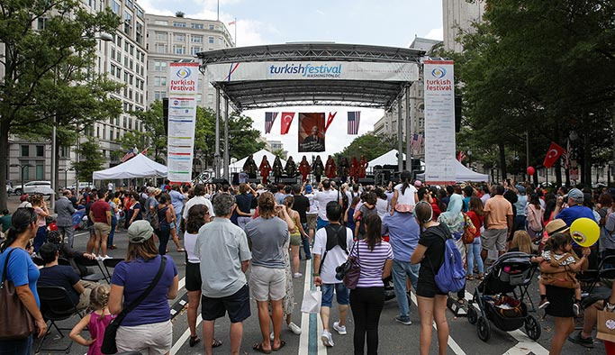 Washington'da Türk Festivali'ne yoğun ilgi