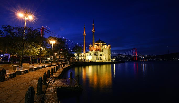 İstanbul'da muhteşem gün doğumu manzarası